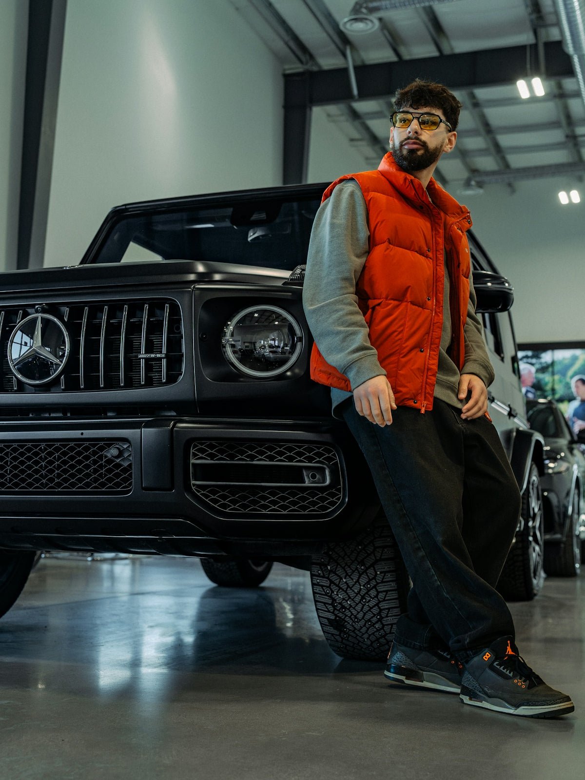 The Rise of Luxury Streetwear in the UK and How to Wear It - VIZN